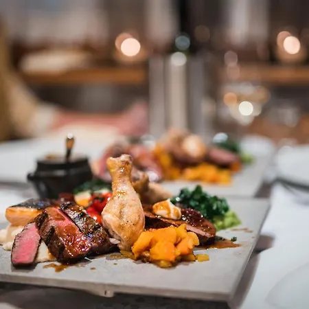 Hotel Viktoria & Joggl 3*