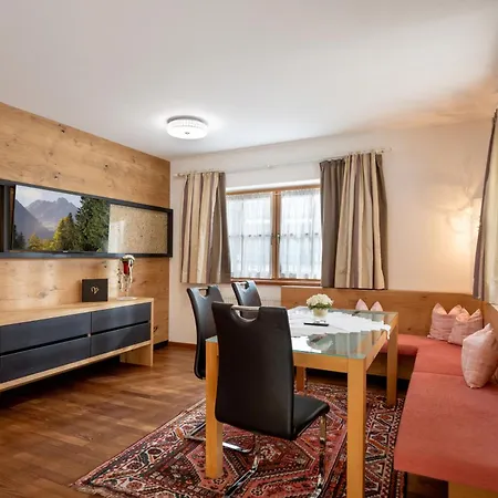 Viktoria & Joggl Hotel
