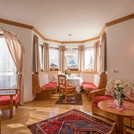 Viktoria&landhaus Joggl Hotel 3*