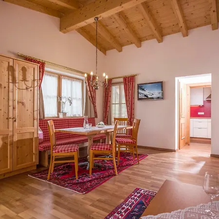 Viktoria&landhaus Joggl Hotel 3*