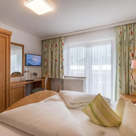 Viktoria & Joggl 迈尔霍芬