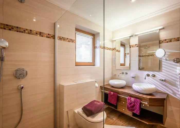 Viktoria & Joggl Otel 3*