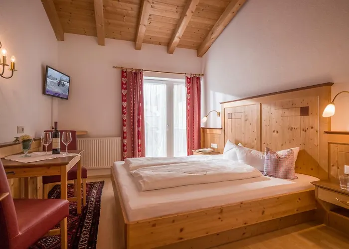 Viktoria & Joggl Otel 3*