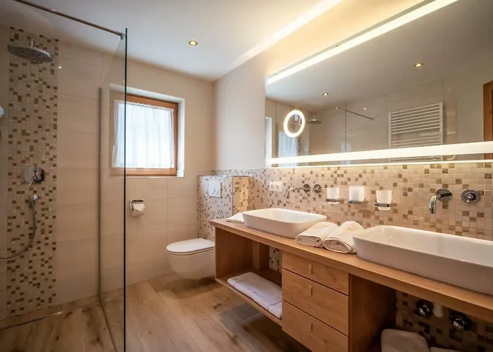 Viktoria & Joggl Otel 3*